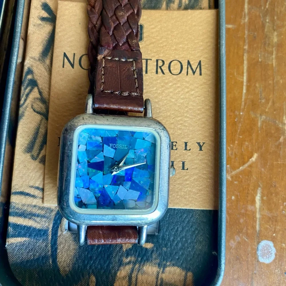 1993 SHATTERED ABALONE FOSSIL WATCH HE-3367